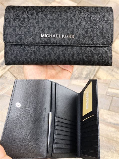 michael kors mens trifold wallet|Michael Kors trifold wallet men's.